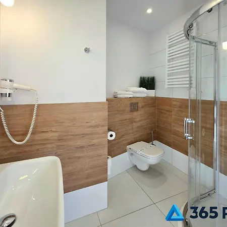 365pam - Water & Boulevard