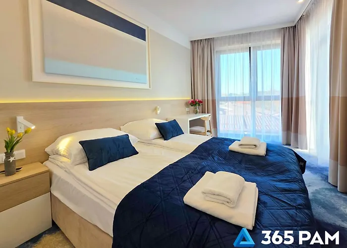 365pam - Water & Boulevard * Устроне-Морске