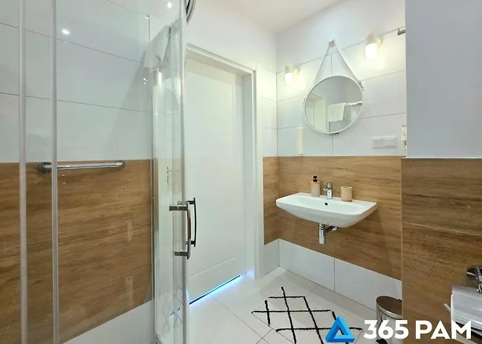 365pam - Water & Boulevard * Устроне-Морске