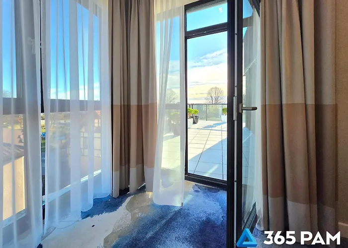 365pam - Water & Boulevard * Устроне-Морске